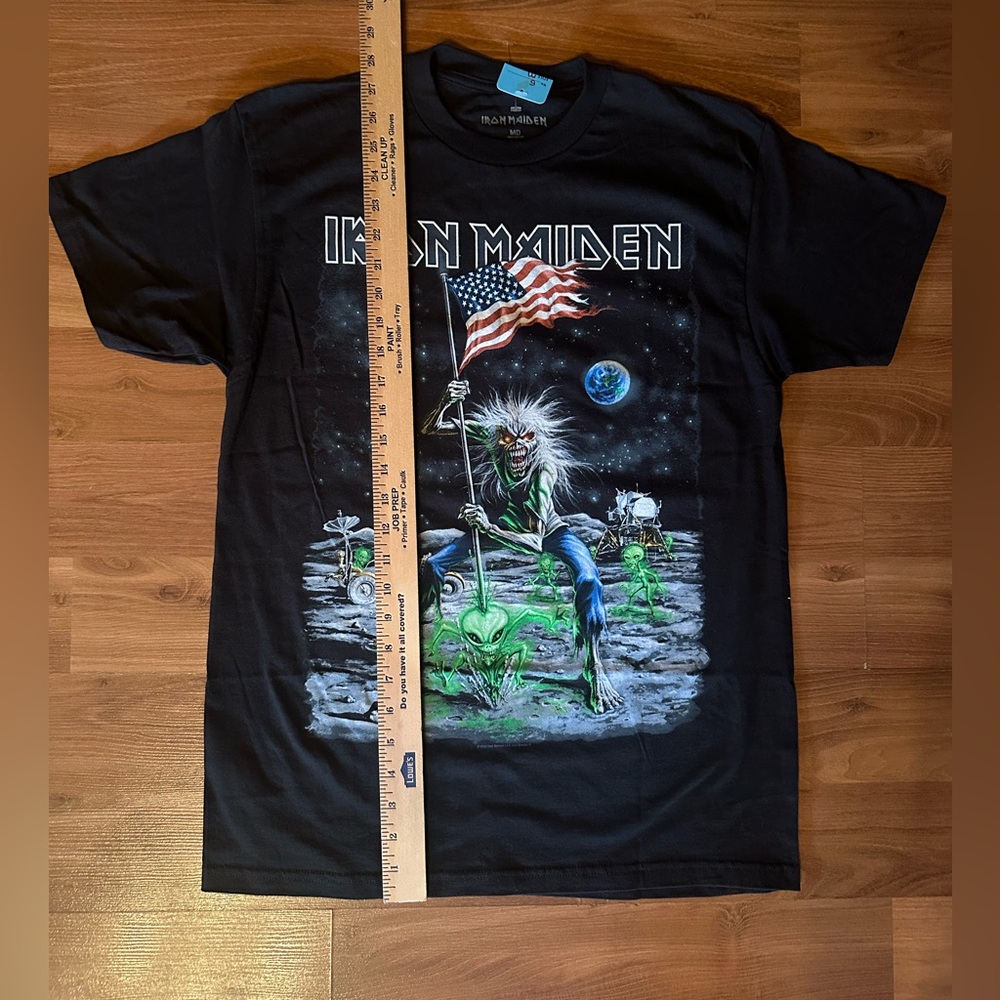 Hot Topic Black Iron Maiden The Final Frontier Tour Alien Tour Graphic Tee - Picture 5 of 9